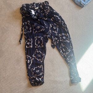 Anthropologie Navy and Cream Patterned Pants